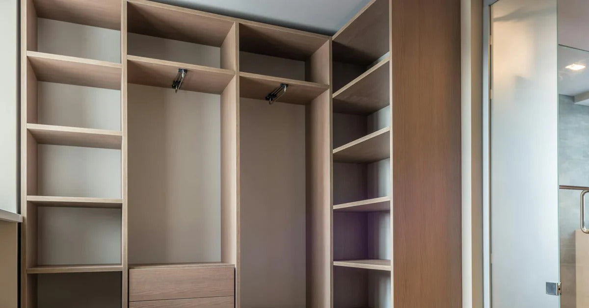 Custom Home Storage Built in Winnipeg - Closets Manitoba